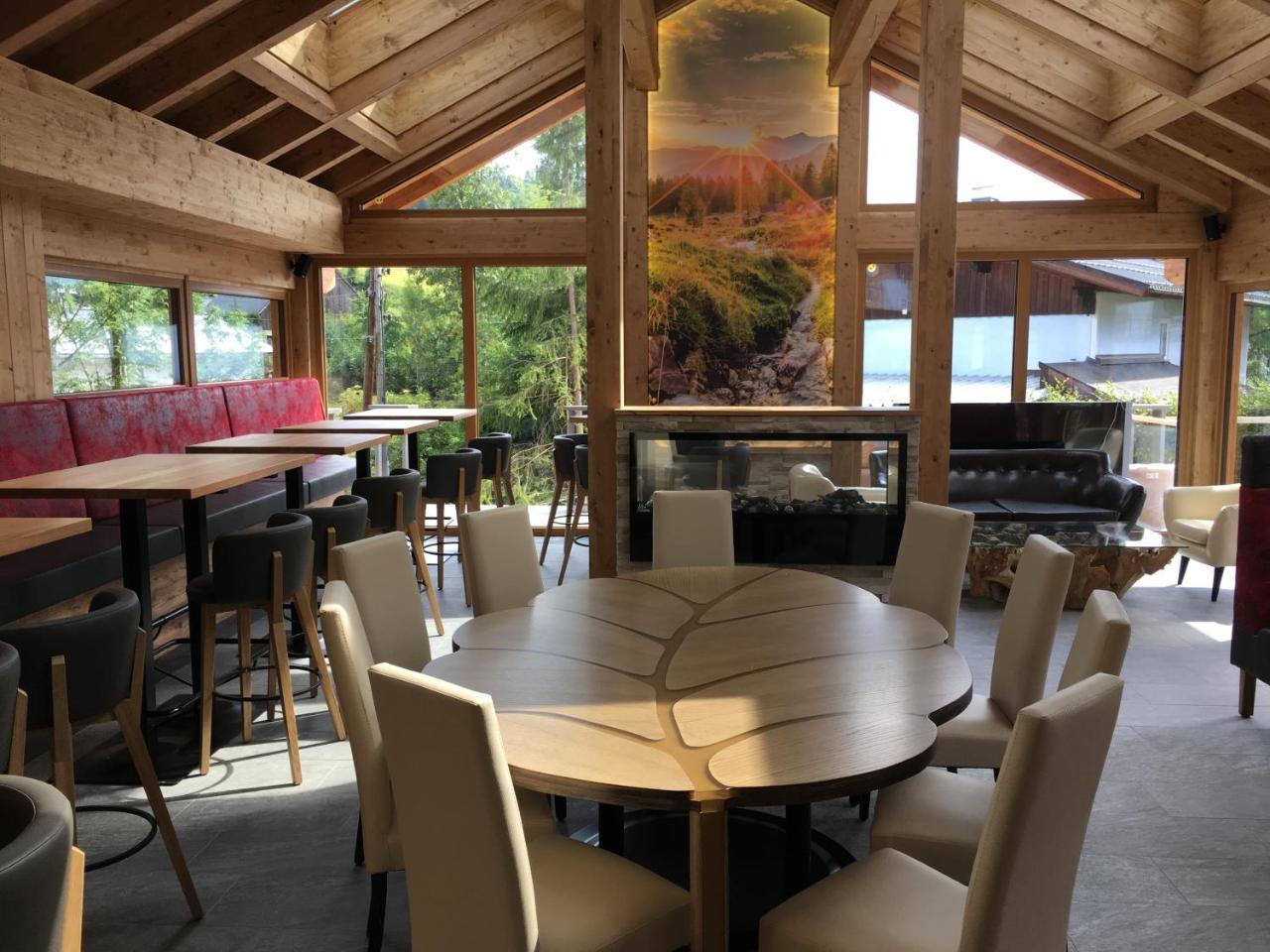 روسباخ أم باس غشوت Apart- Und Wellnesshotel Dachsteinresort المظهر الخارجي الصورة